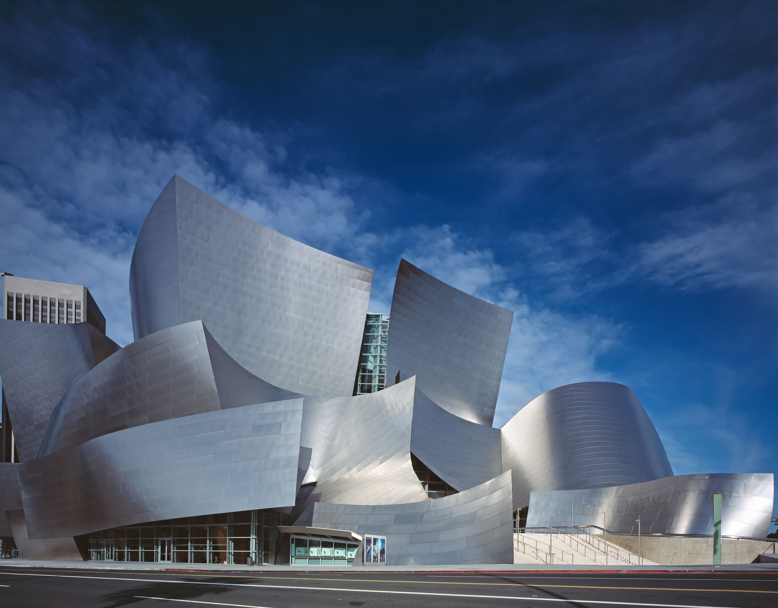 Read more about the article Architect Frank Gehry is Helping L.A. with its Los Angeles River Master Plan